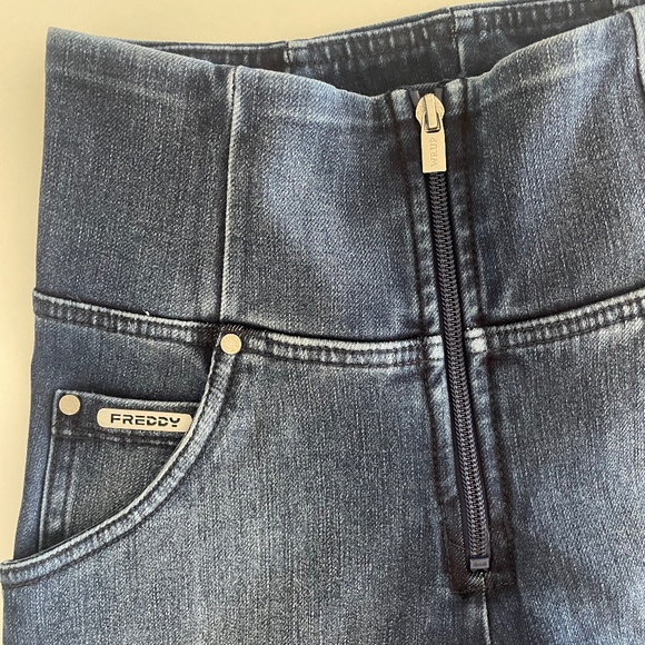 WRUP SNUG Jeans - High Waisted - Ankle Length - Dark Blue + Blue Stitching - Picture 1 of 4